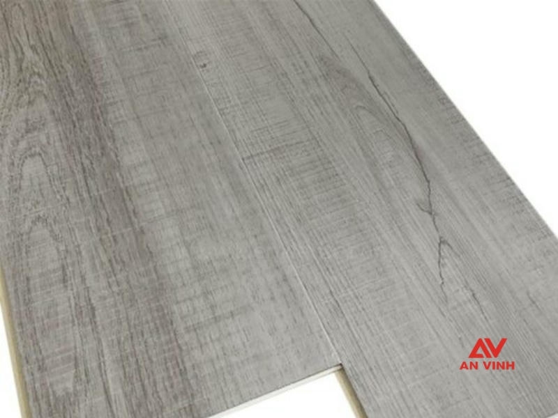 sàn nhựa hèm khoá